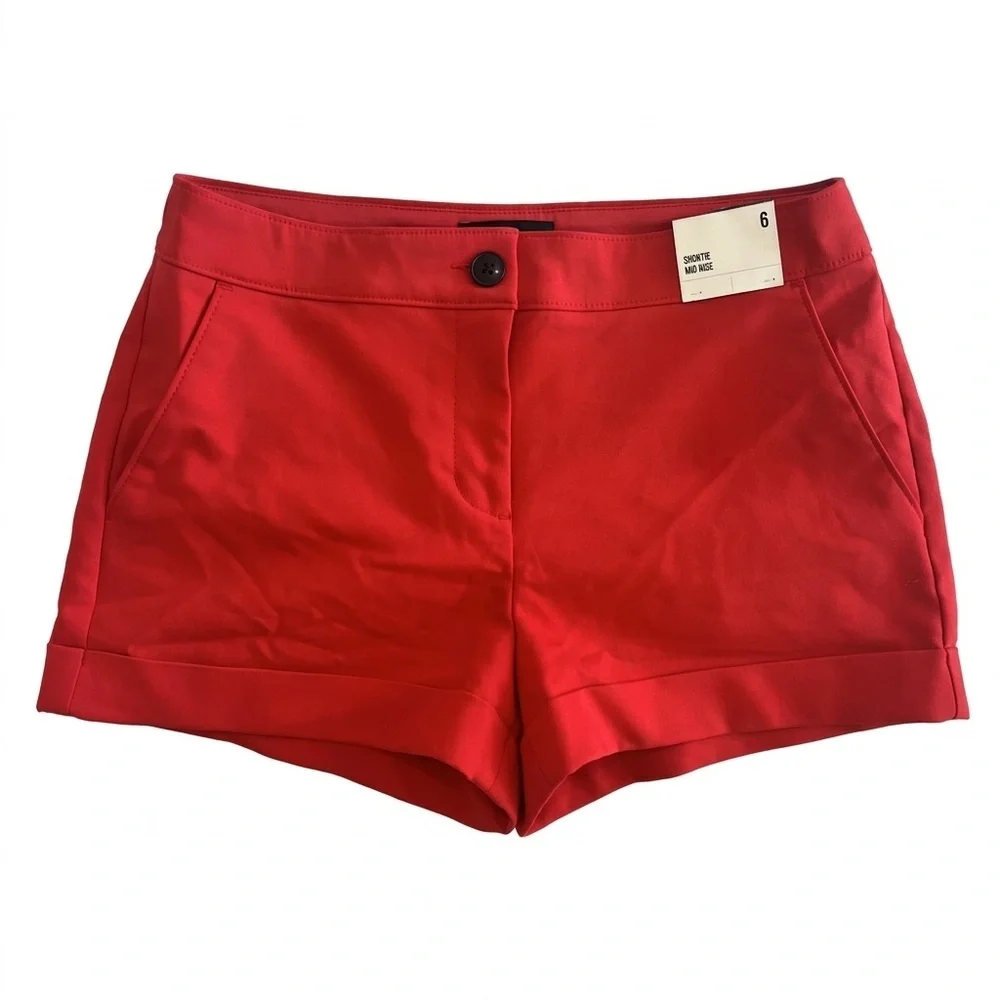 NWT Express Women's Shortie Mid-Rise Shorts Cuffed Pockets Stretch Preppy Size 6